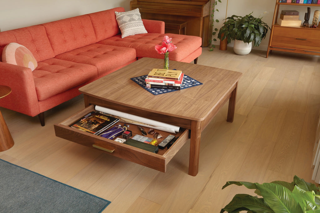 how to decorate a coffee table